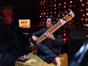 Load video: Elephant Stone Live at KEXP